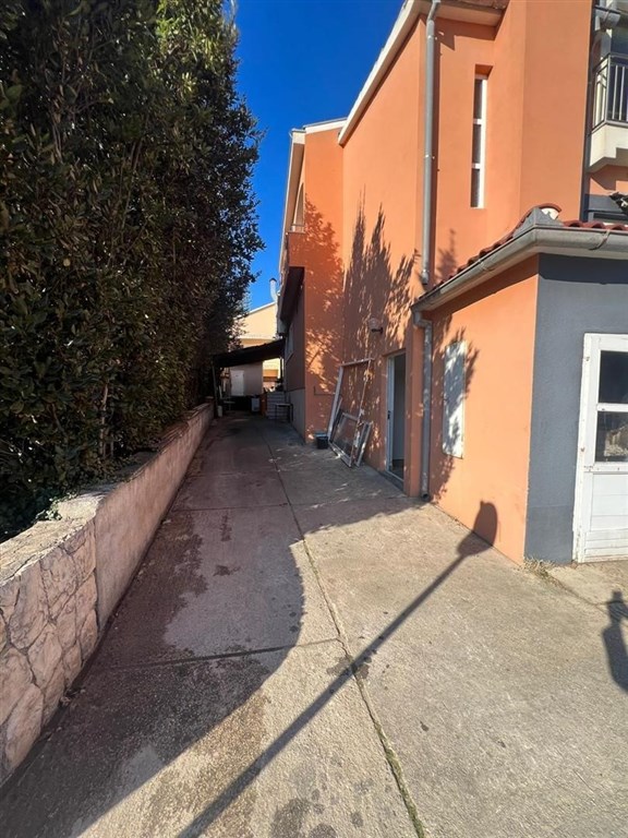 na-prodej-zrekonstruovany-dum-s-restauraci-nin-chorvatsko