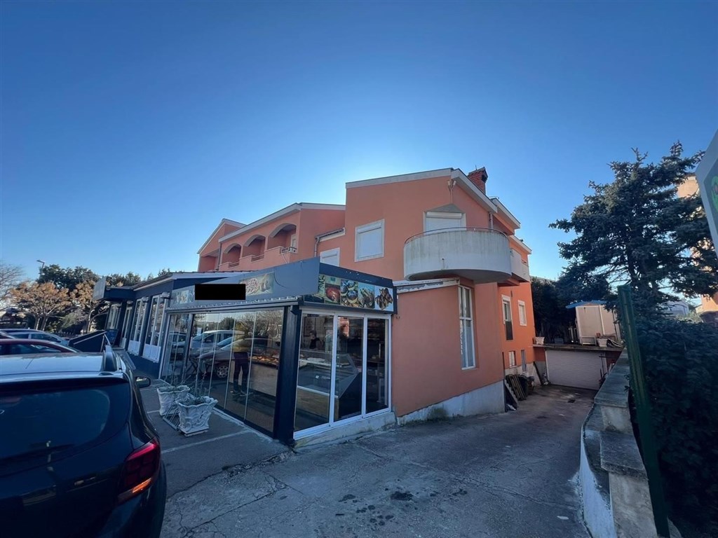 na-prodej-zrekonstruovany-dum-s-restauraci-nin-chorvatsko