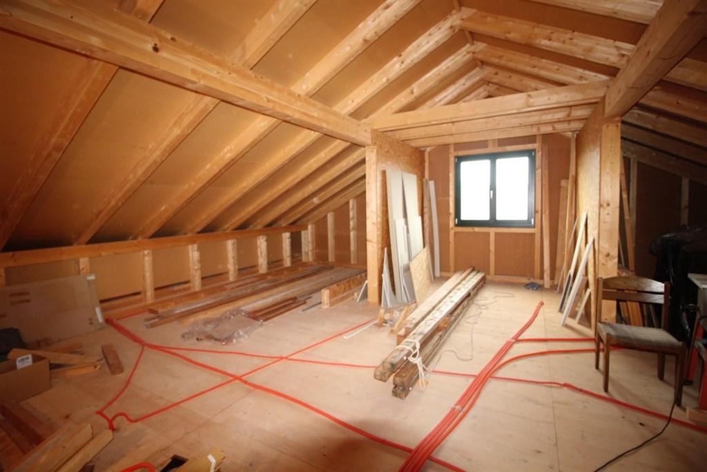 novy-apartmanovy-dum-s-bazenem-a-pobliz-more-tribunj-chorvatsko