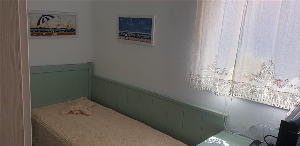 na-prodej-rodinna-vila-s-bazenem-pobliz-more-novalja-chorvatsko