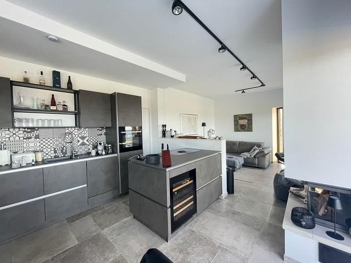 na-prodej-moderni-vila-s-bazenem-v-klidne-oblasti-pag-chorvatsko