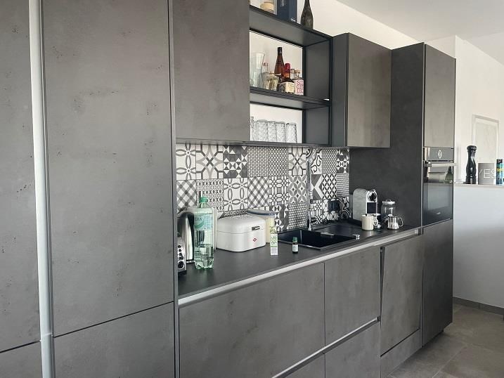 na-prodej-moderni-vila-s-bazenem-v-klidne-oblasti-pag-chorvatsko