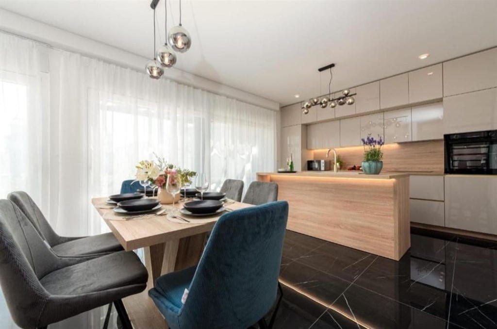 na-prodej-novy-dvoupodlazni-apartman-blizko-more-privlaka-chorvatsko