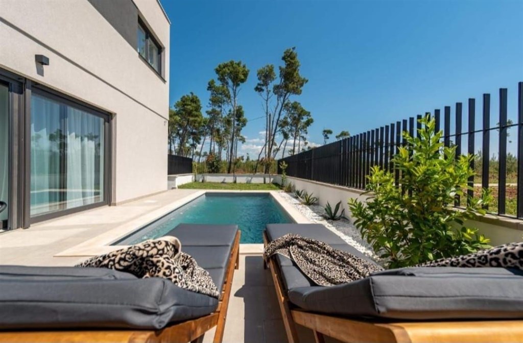 na-prodej-novy-dvoupodlazni-apartman-blizko-more-privlaka-chorvatsko