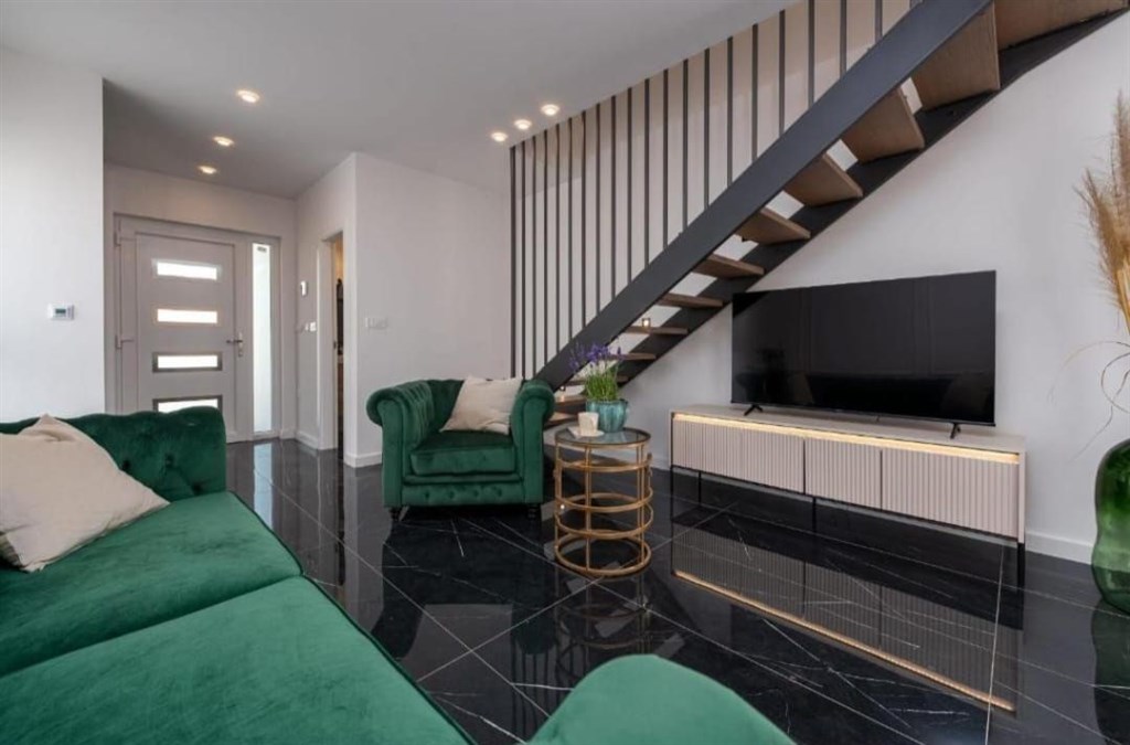 na-prodej-novy-dvoupodlazni-apartman-blizko-more-privlaka-chorvatsko