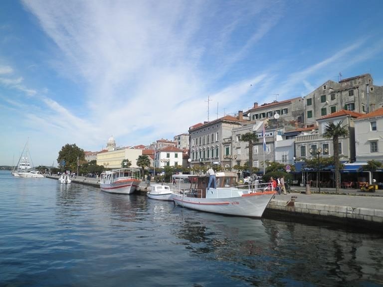 puvodni-kamenny-dum-na-atraktivnim-miste-sibenik-chorvatsko