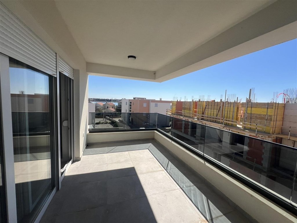 na-prodej-luxusni-apartman-jen-70-m-od-more-privlaka-chorvatsko