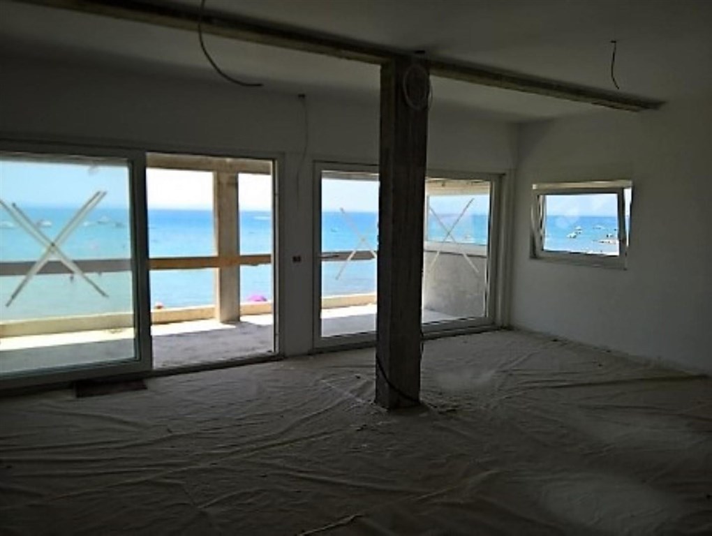 na-prodej-dva-apartmany-v-1-rade-od-more-vir-chorvatsko