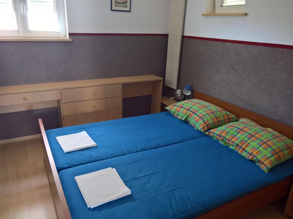 na-prodej-dva-apartmany-v-1-rade-od-more-vir-chorvatsko