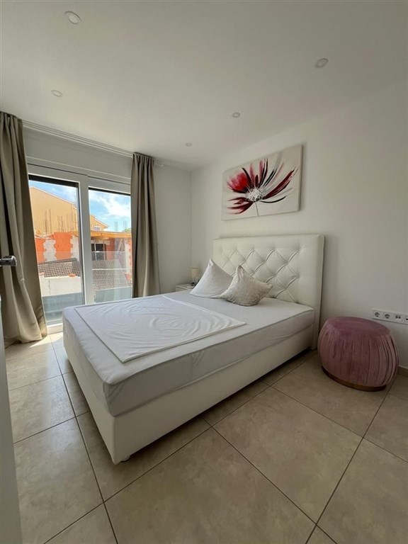na-prodej-zarizeny-apartman-v-1-rade-od-more-bibinje-chorvatsko