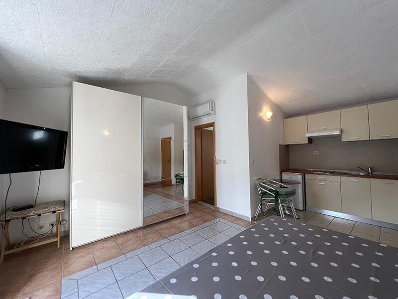 na-prodej-apartman-s-krasnym-vyhledem-na-more-baska-voda-chorvatsko