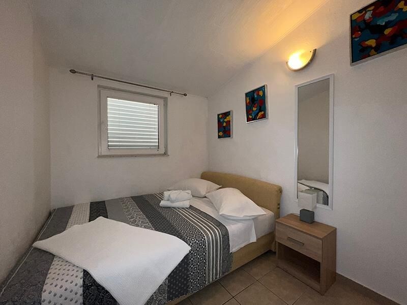 na-prodej-apartman-s-krasnym-vyhledem-na-more-baska-voda-chorvatsko