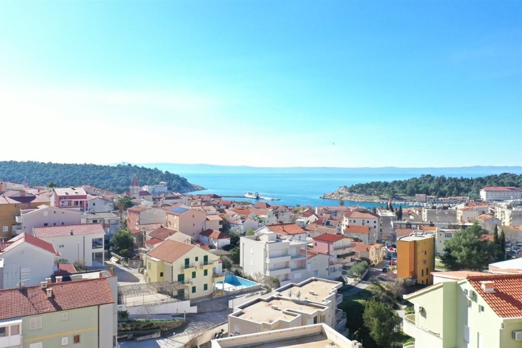 na-prodej-luxusni-penthouse-s-vyhledem-na-more-makarska-chorvatsko