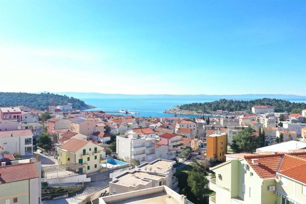 na-prodej-luxusni-penthouse-s-vyhledem-na-more-makarska-chorvatsko