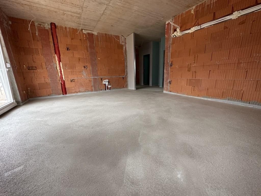 na-prodej-prostorny-apartman-kousek-od-more-vinjerac-chorvatsko