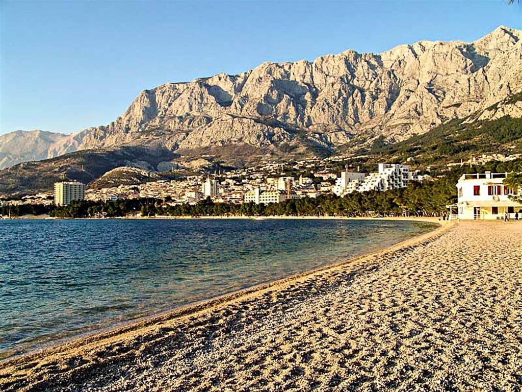 na-prodej-novy-penthouse-s-vyhledem-na-more-makarska-chorvatsko