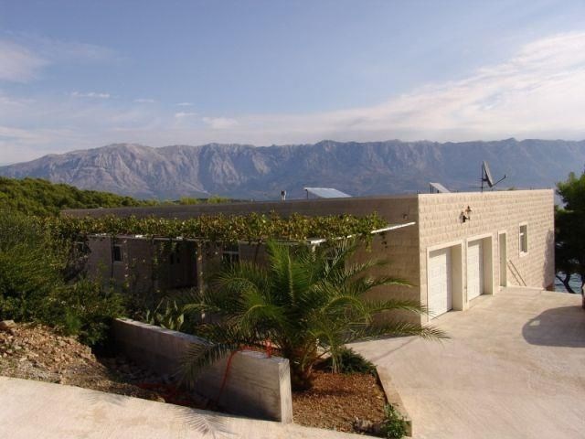 luxusni-nova-vila-primo-u-more-ostrov-brac-chorvatsko
