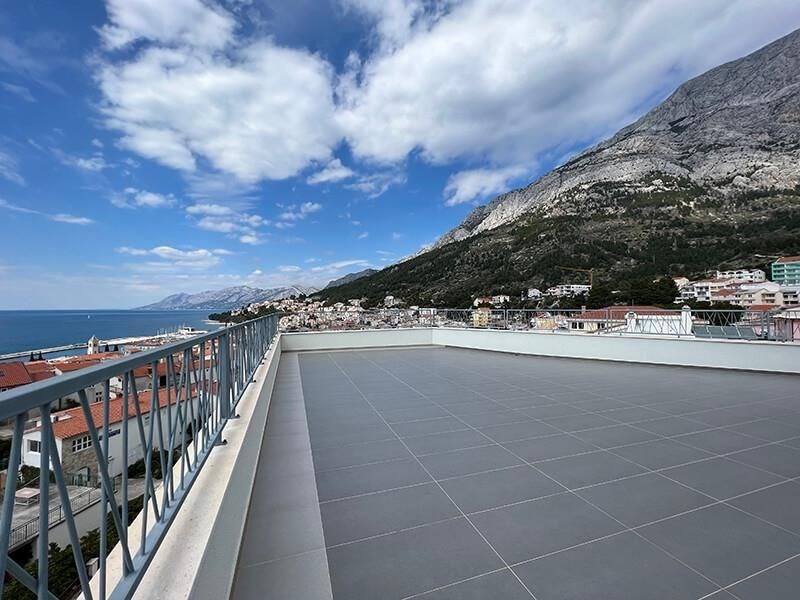 na-prodej-dvoupodlazni-apartman-pobliz-more-baska-voda-chorvatsko