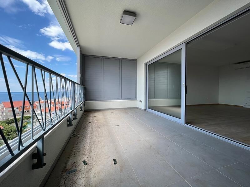 na-prodej-dvoupodlazni-apartman-pobliz-more-baska-voda-chorvatsko