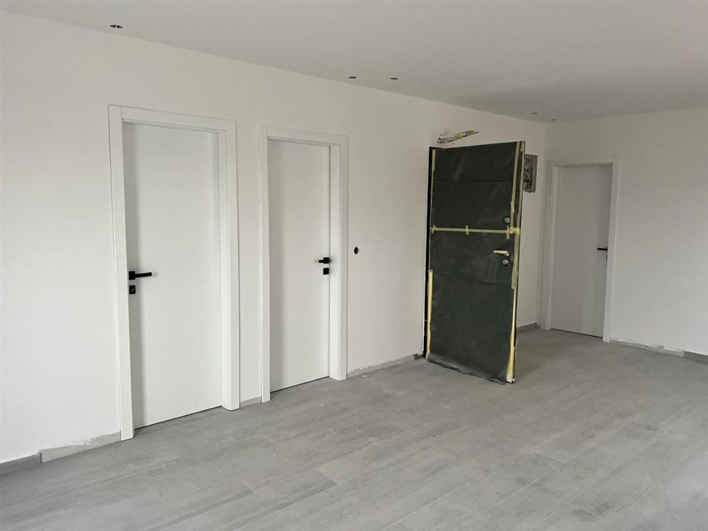 na-prodej-novy-apartman-s-1-loznici-a-balkonem-povljana-chorvatsko