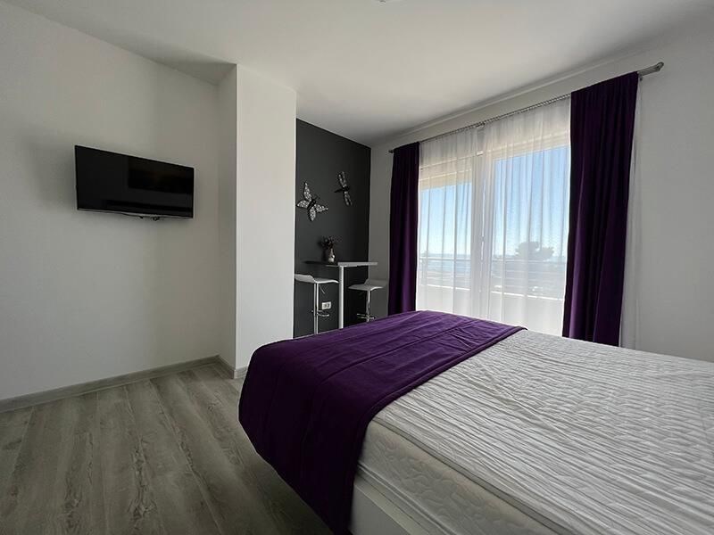 na-prodej-novy-apartmanovy-dum-s-vyhledy-na-more-krvavica-chorvatsko