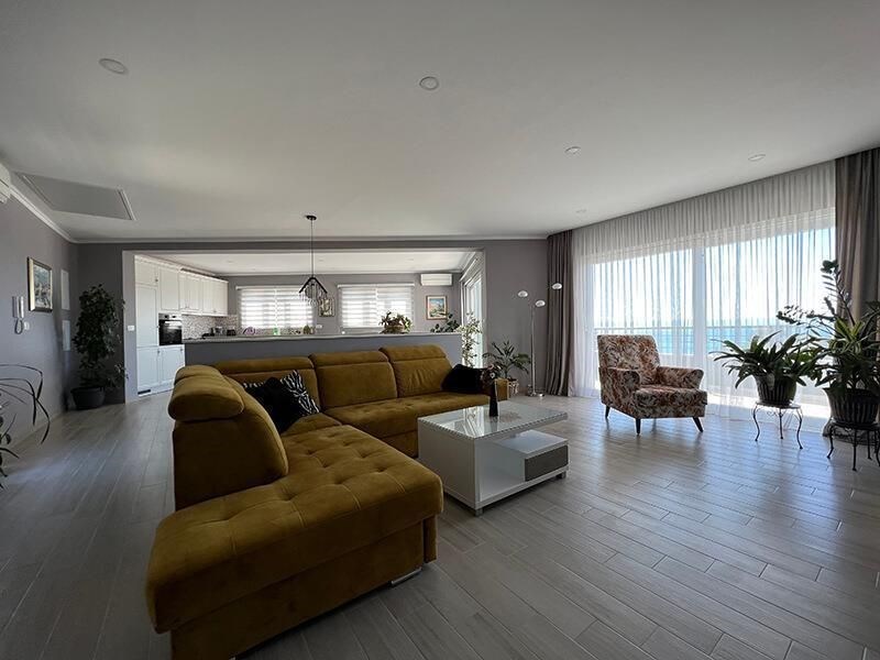 na-prodej-novy-apartmanovy-dum-s-vyhledy-na-more-krvavica-chorvatsko