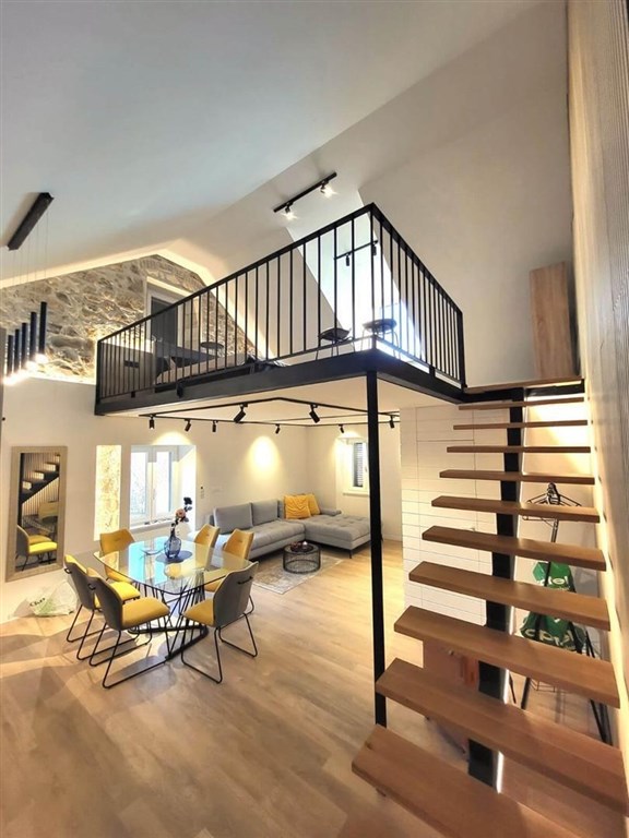 na-prodej-2-luxusni-apartmany-v-centru-mesta-makarska-chorvatsko