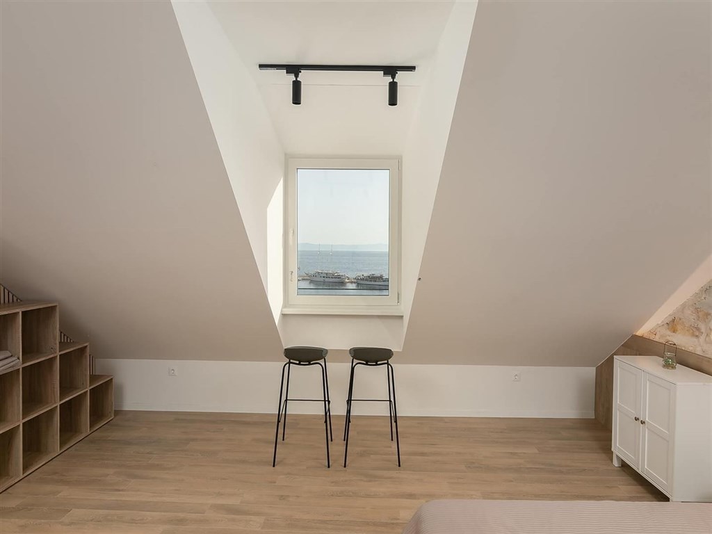 na-prodej-2-luxusni-apartmany-v-centru-mesta-makarska-chorvatsko