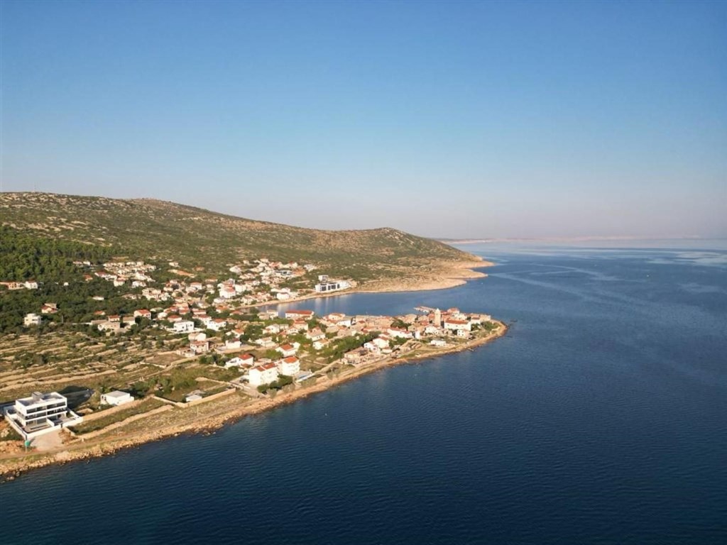 na-prodej-novy-apartman-v-1-rade-od-more-vinjerac-chorvatsko