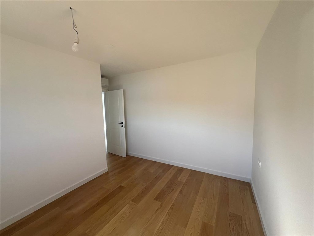 na-prodej-novy-apartman-v-1-rade-od-more-vinjerac-chorvatsko