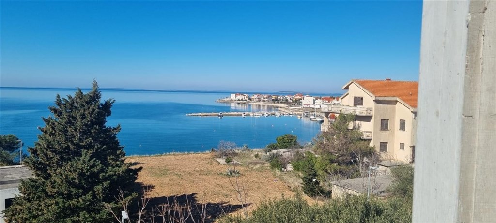 na-prodej-novy-apartman-pouze-50-m-od-more-povljana-chorvatsko