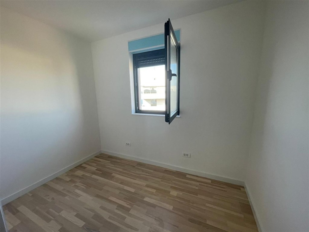 na-prodej-novy-apartman-pouze-50-m-od-more-povljana-chorvatsko