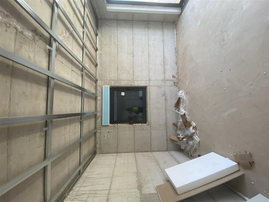 na-prodej-novy-apartman-pouze-50-m-od-more-povljana-chorvatsko