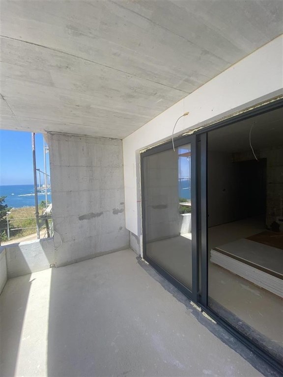 na-prodej-novy-apartman-pouze-50-m-od-more-povljana-chorvatsko