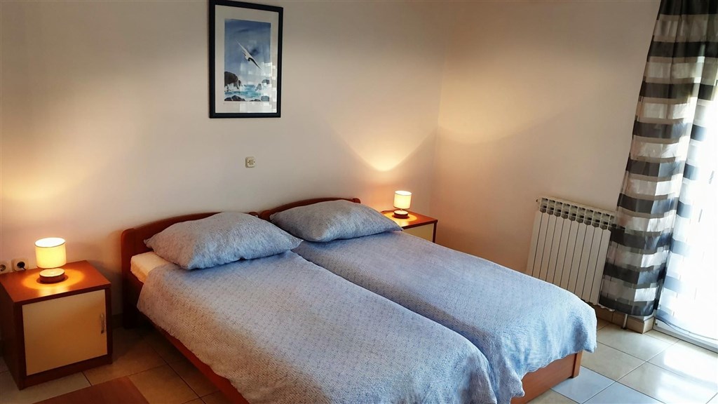 na-prodej-vila-se-7-apartmany-blizko-more-zadar-chorvatsko