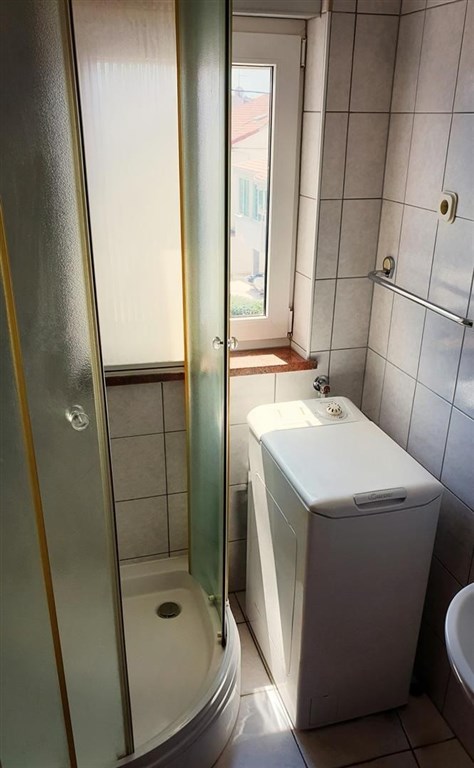 na-prodej-vila-se-7-apartmany-blizko-more-zadar-chorvatsko