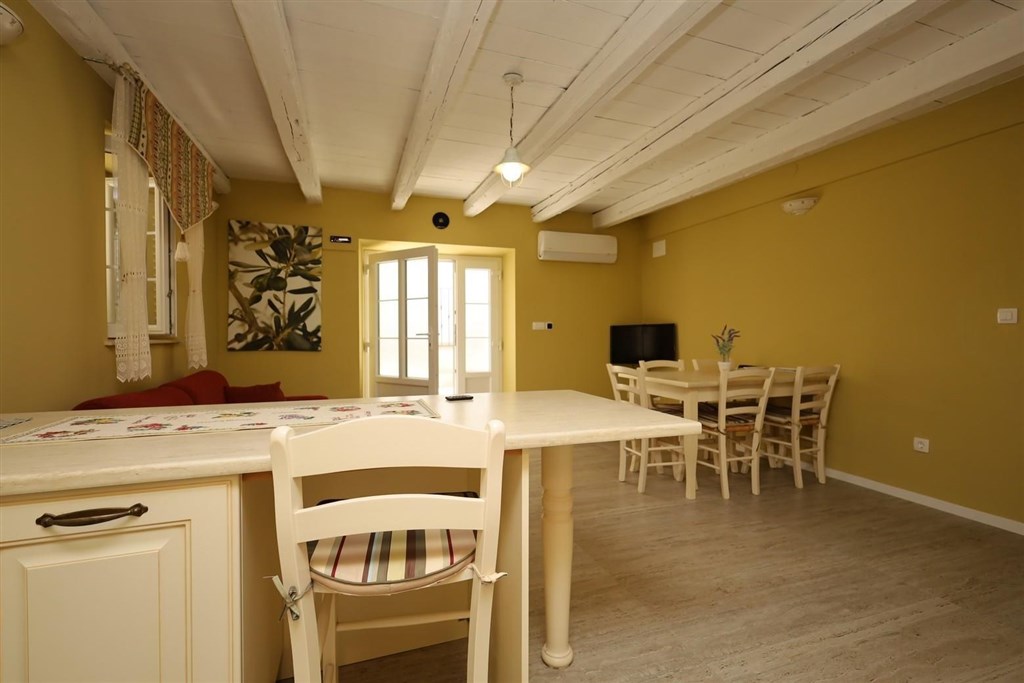 na-prodej-apartman-s-2-loznicemi-pobliz-more-vodice-chorvatsko