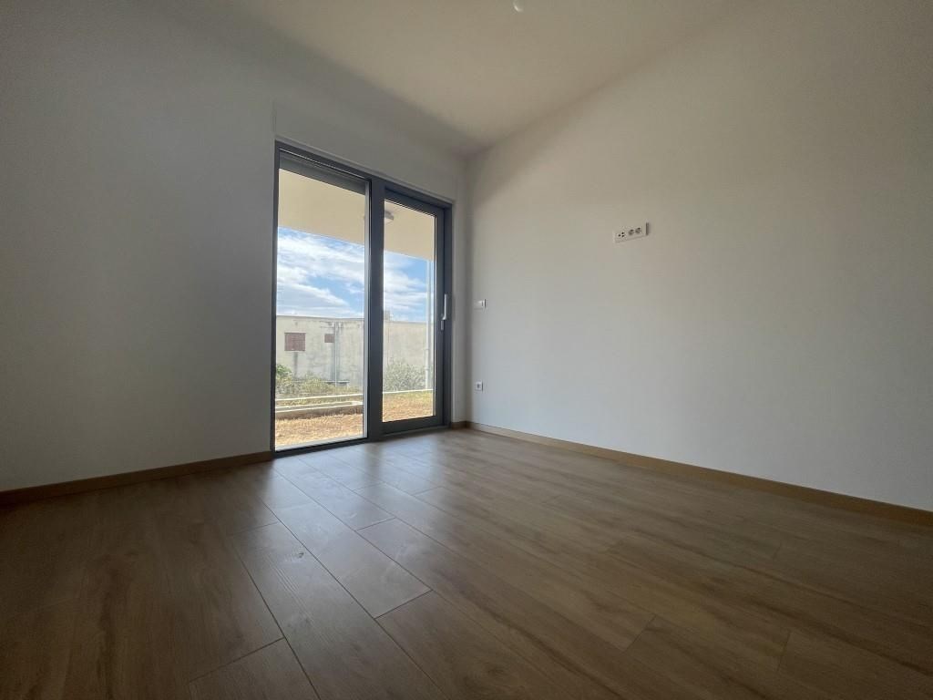 na-prodej-novy-apartman-pobliz-more-baska-voda-chorvatsko