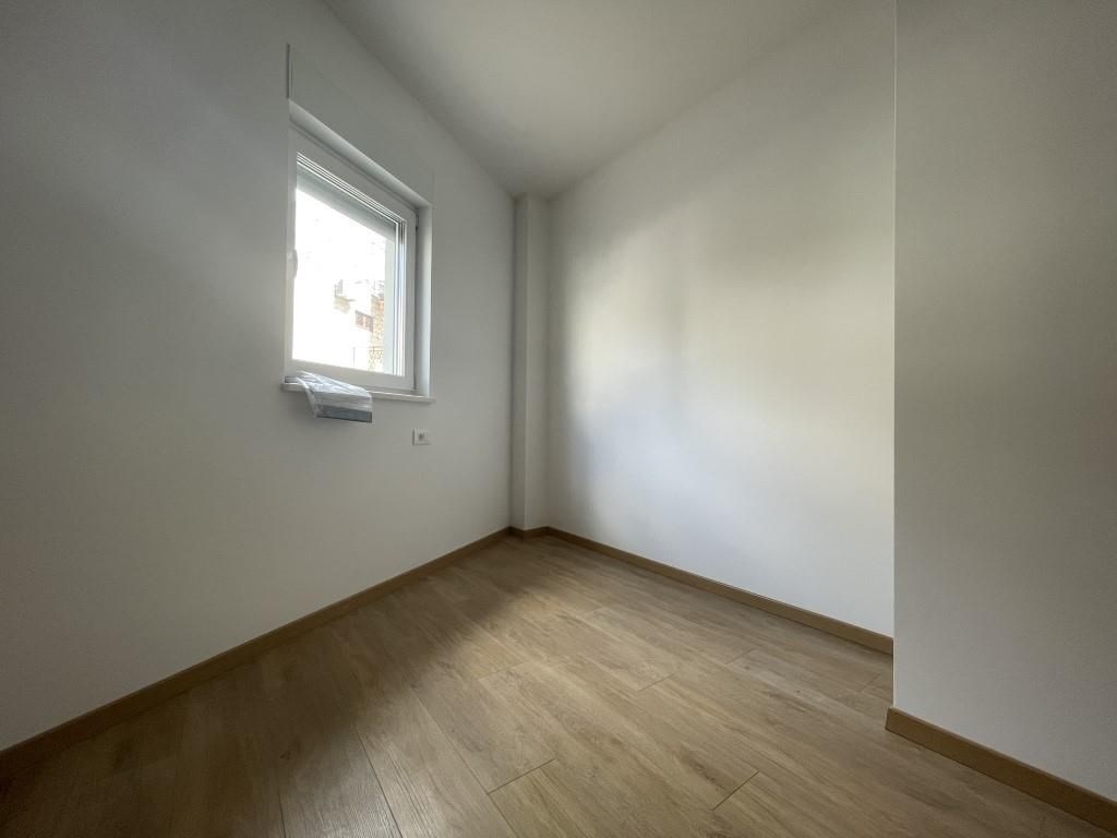 na-prodej-novy-a-prostorny-apartman-pobliz-more-baska-voda-chorvatsko