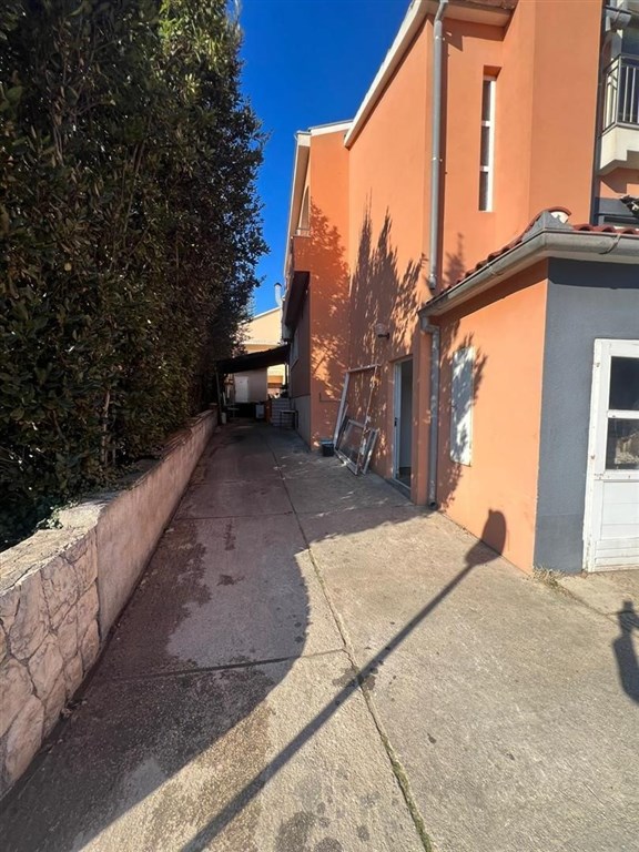 na-prodej-zrekonstruovany-dum-s-restauraci-nin-chorvatsko