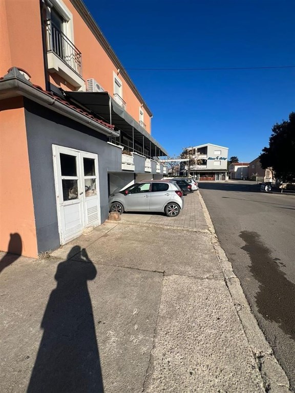 na-prodej-zrekonstruovany-dum-s-restauraci-nin-chorvatsko