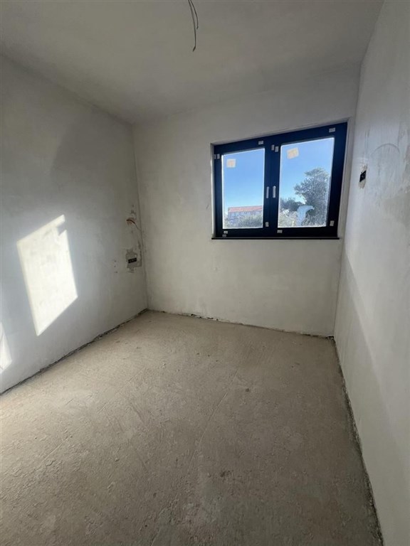 na-prodej-novy-apartman-jen-20-m-od-more-nin-chorvatsko