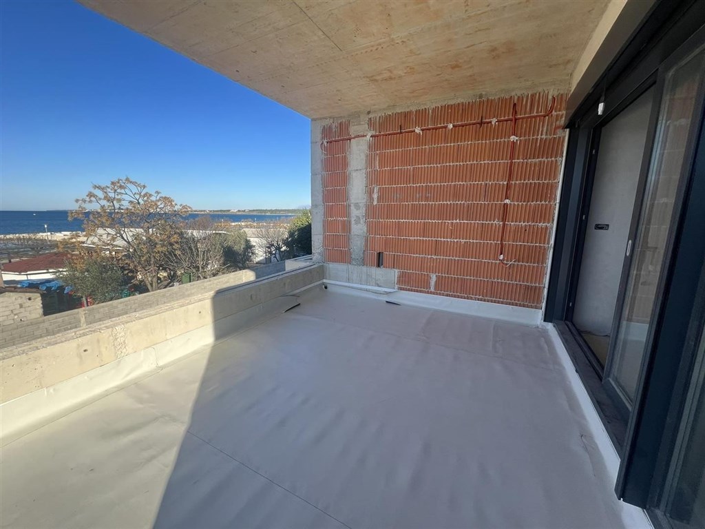 na-prodej-novy-apartman-jen-20-m-od-more-nin-chorvatsko