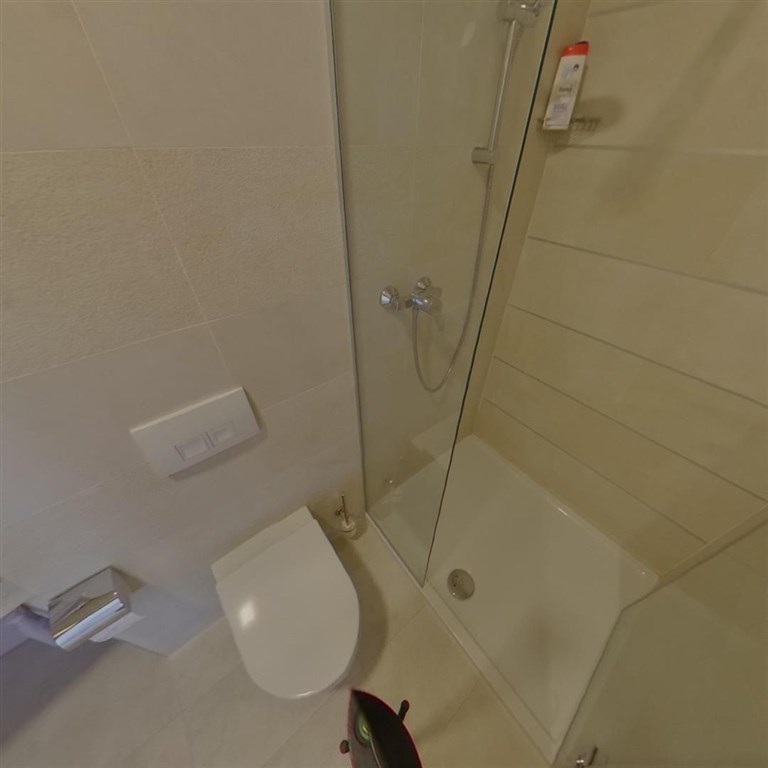 luxusni-mezonetovy-apartman-v-1-rade-u-more-pag-chorvatsko