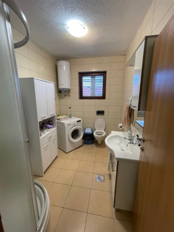 na-prodej-apartman-se-3-loznicemi-a-lodzii-zadar-chorvatsko