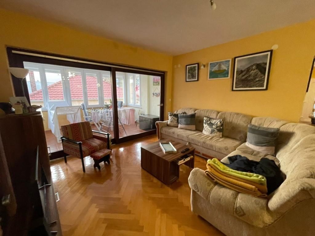 na-prodej-apartman-se-3-loznicemi-a-lodzii-zadar-chorvatsko
