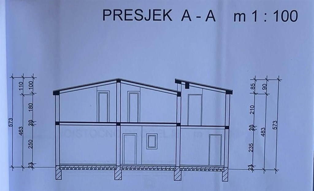 na-prodej-apartmanovy-dum-jen-170-m-od-more-vir-chorvatsko