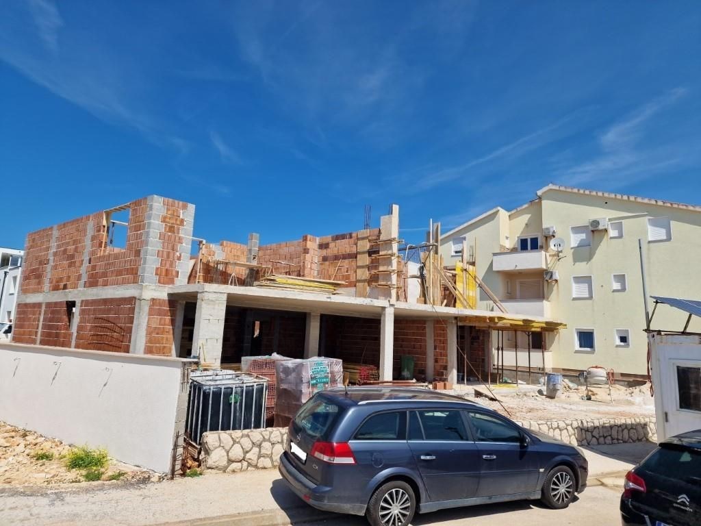 na-prodej-novy-apartman-v-1-rade-od-more-vir-chorvatsko