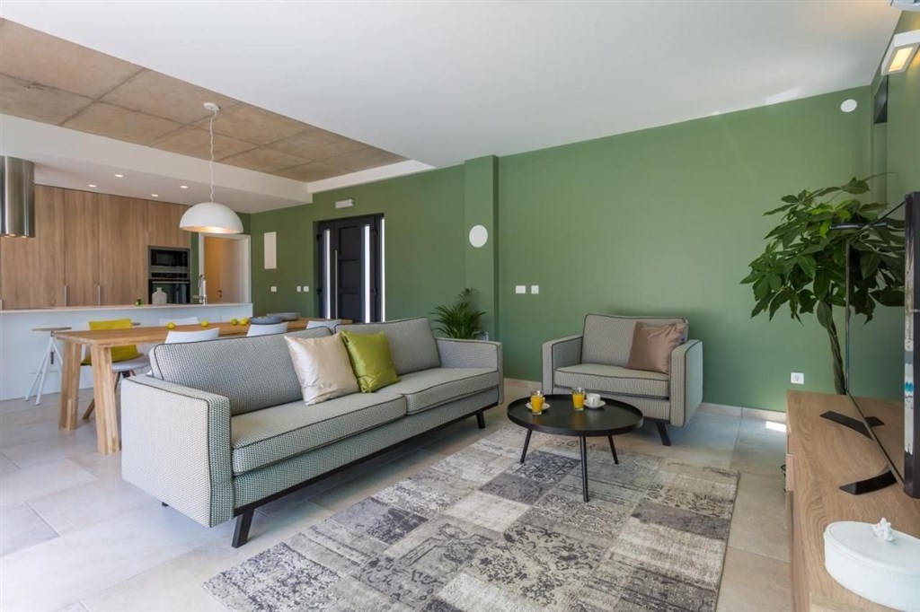 na-prodej-luxusni-vybavena-vila-s-bazenem-krk-chorvatsko