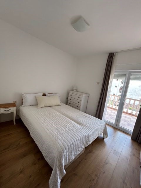 na-prodej-apartman-s-2-loznicemi-przno-cerna-hora